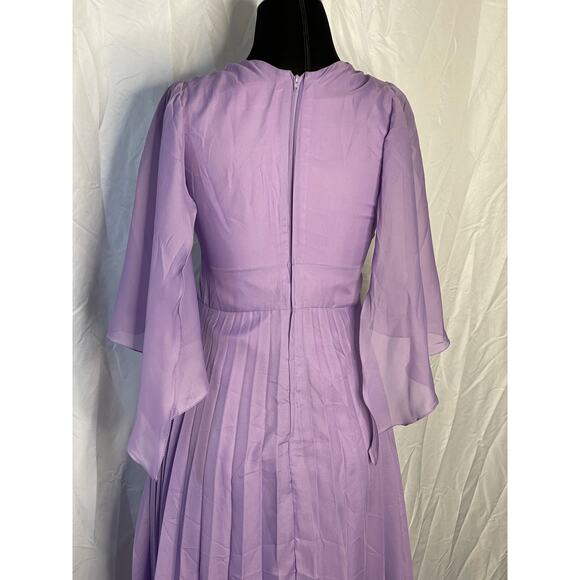 Vintage 1970s Lavender Pleated Maxi Dress with Flutter Sleeves – Size XS/S - Picture 8 of 16